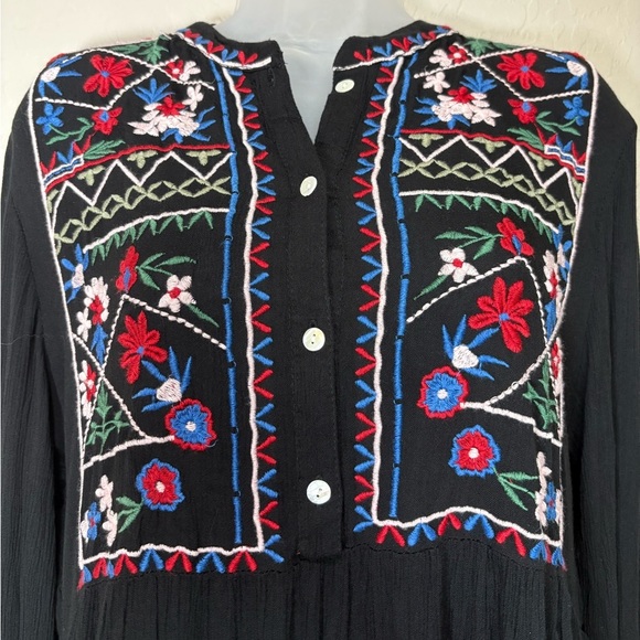 Velzera V-Neck Embroidered Black Dress Tunic M NWT Boho Long Sleeve Flowy Light - Picture 2 of 9
